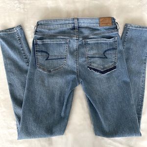 American Eagle Medium Wash Jegging